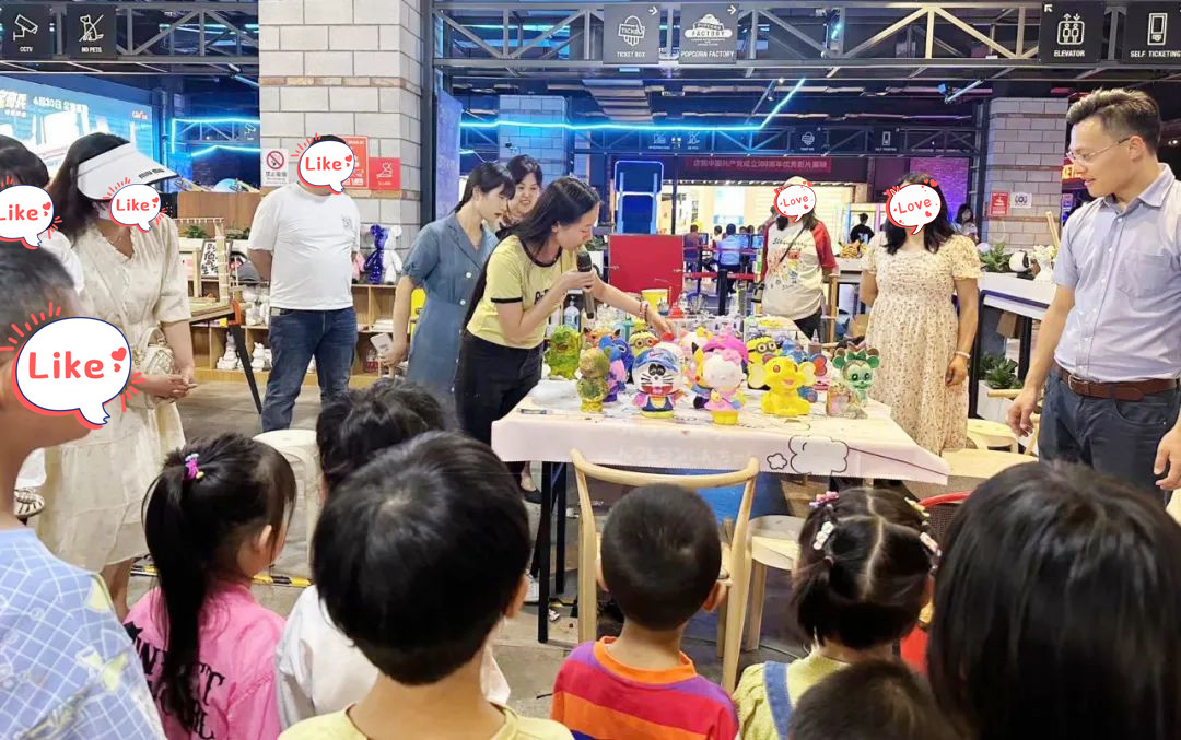 涂抹多彩亲子关系——这个周末爱维亲子训练营又出新玩法!