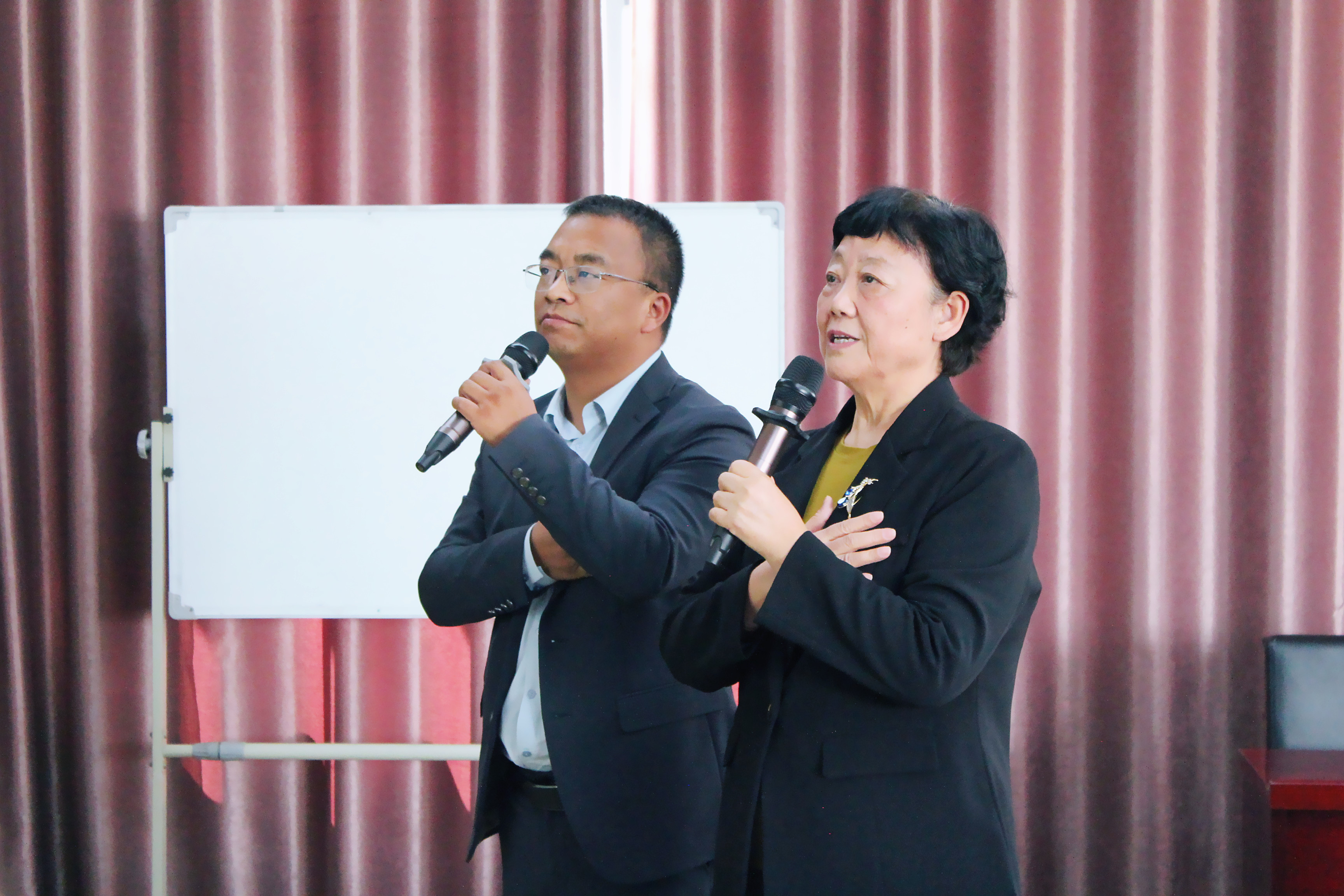 注重人才引培 凝聚发展力量 | 我院举办首任生殖妇科临床导师聘任仪式暨行政副院长入职欢迎会