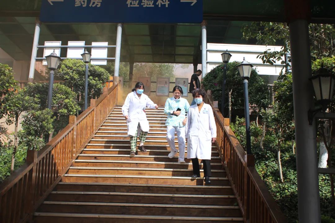 昆明爱维艾夫医院开展消防安全培训及应急疏散演练活动