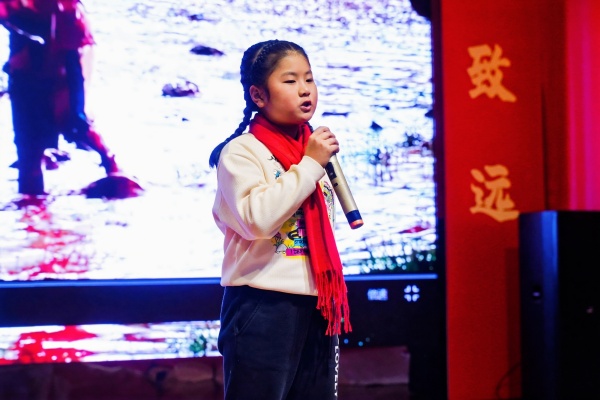 坚韧铸就梦想，开启璀璨新篇|昆明爱维艾夫医院2025年迎新晚宴圆满举办
