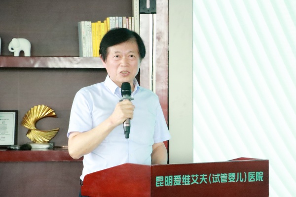 仁心十载,荣光共鉴 | 热烈祝贺龙燕院长入职十周年!